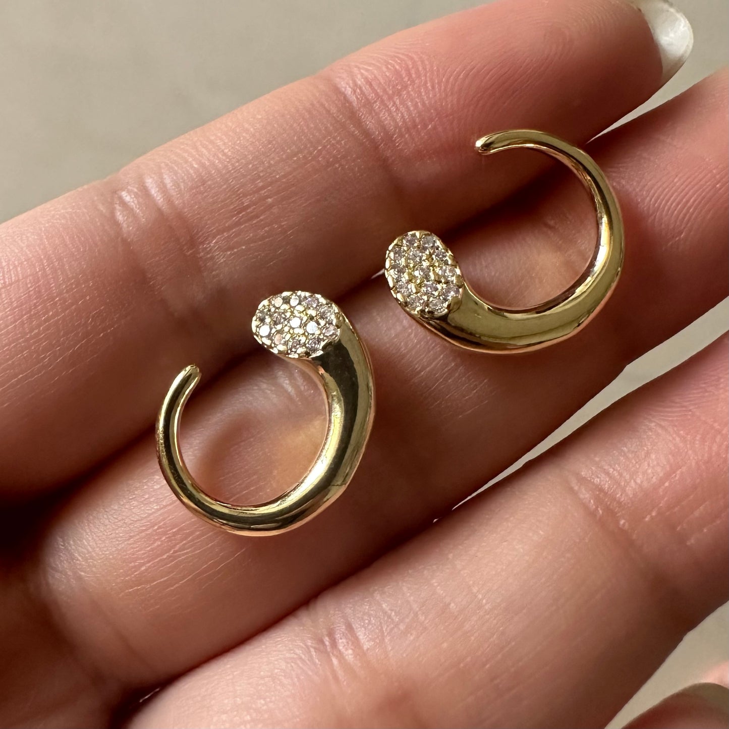 Mini Coma Earrings