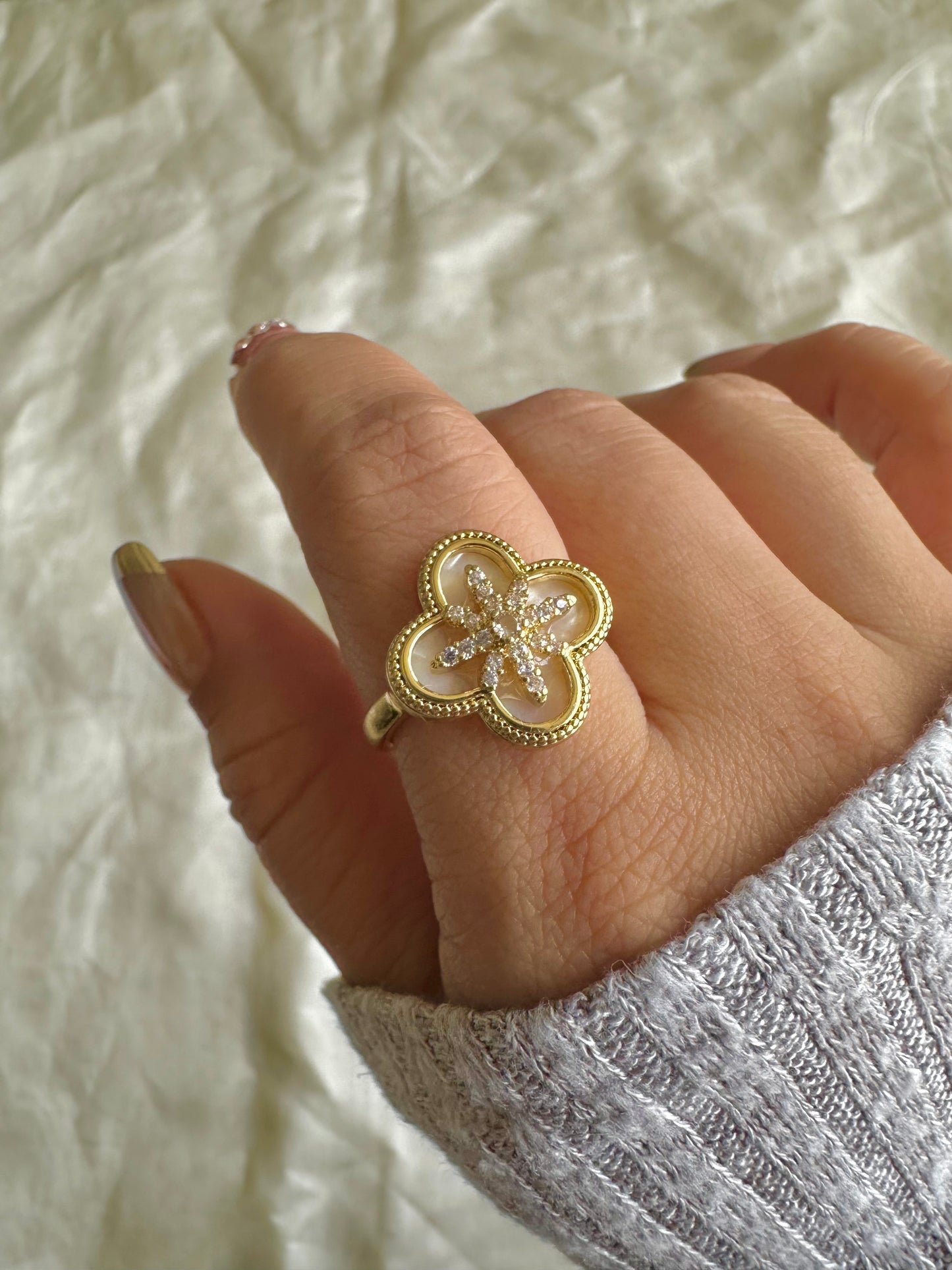 Big Clover Star Ring