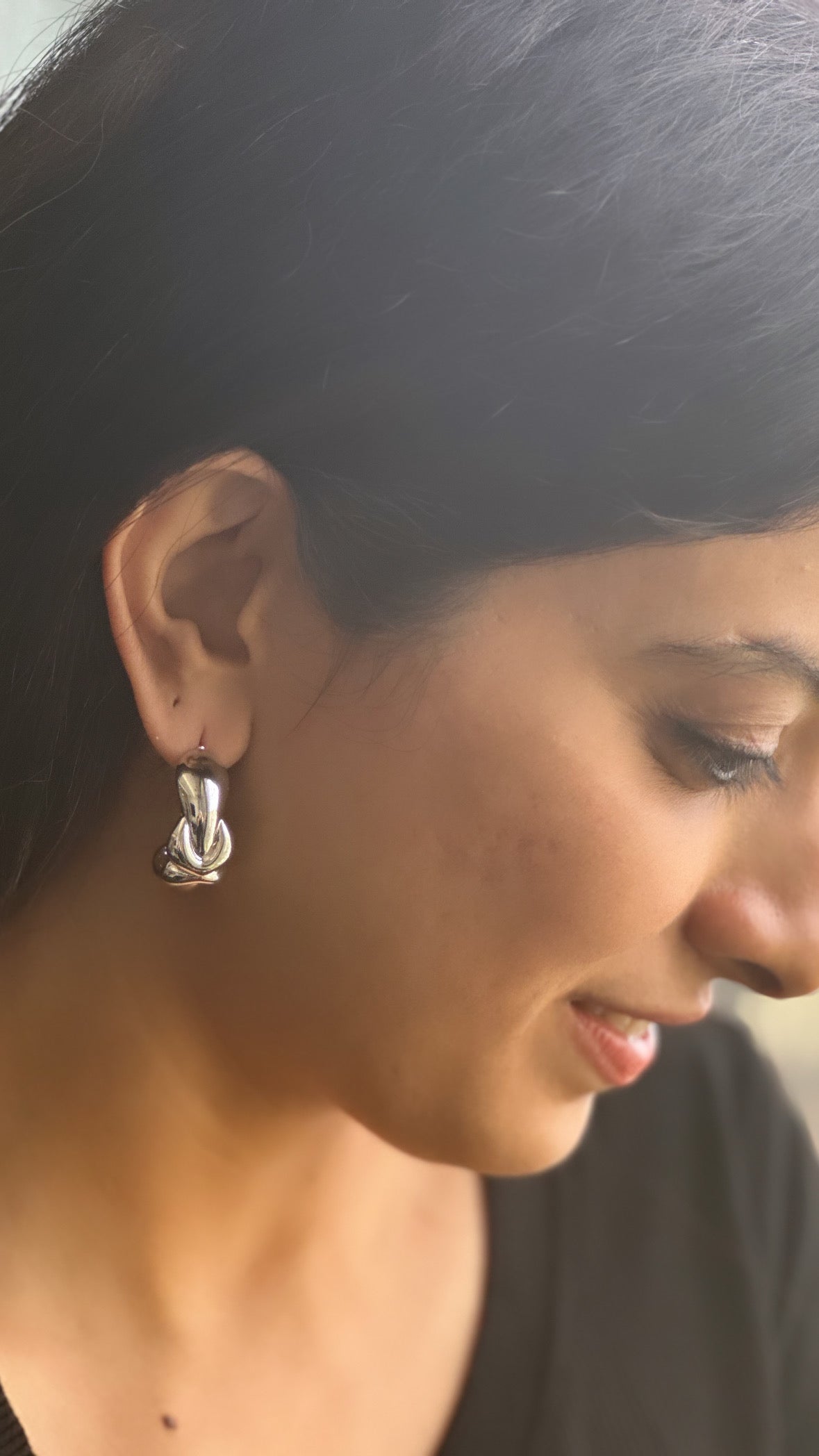 Solid Knot Hoop Earrings