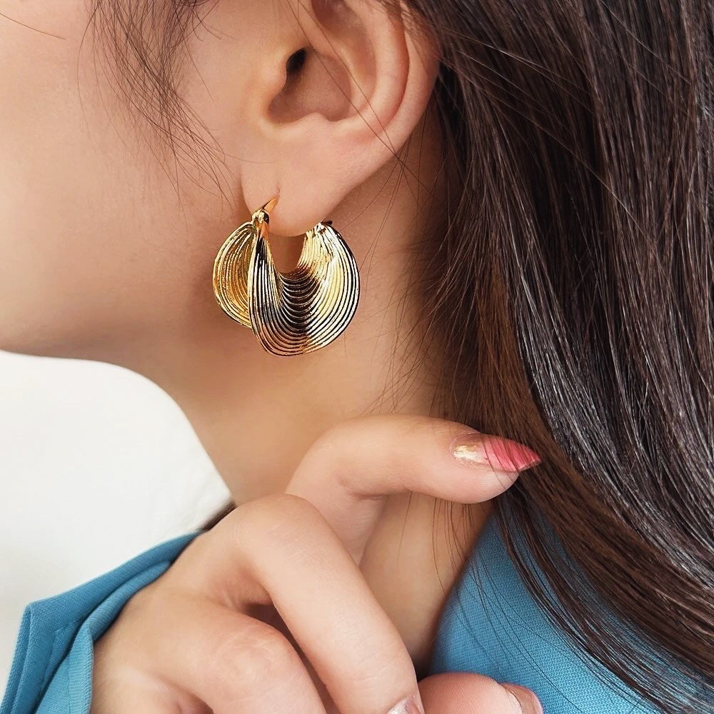 Curved Yet Hollow Hoops