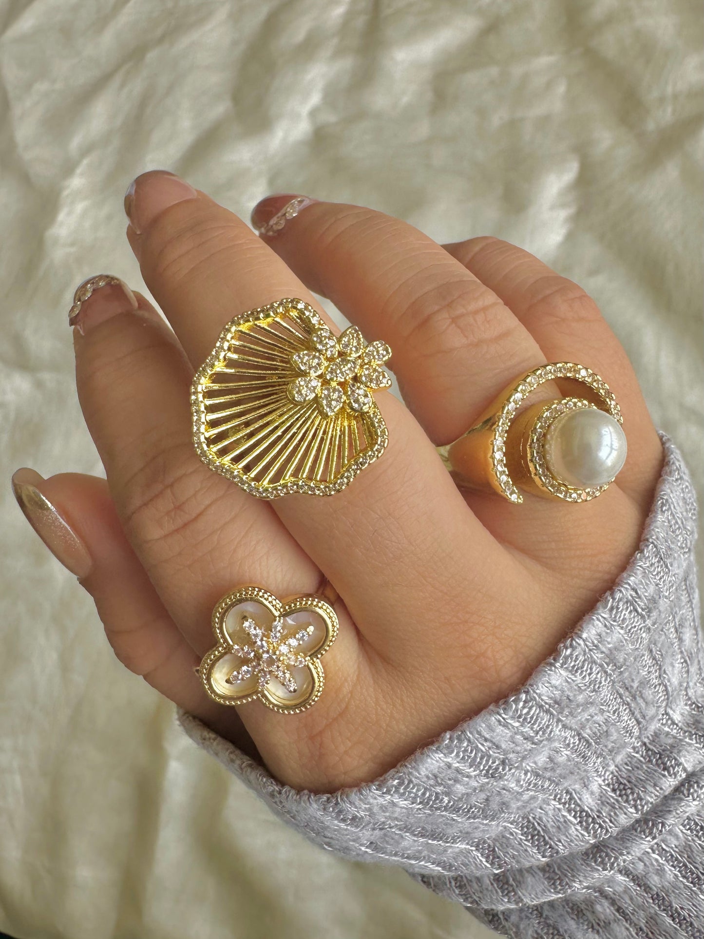 Round Pearl Ring