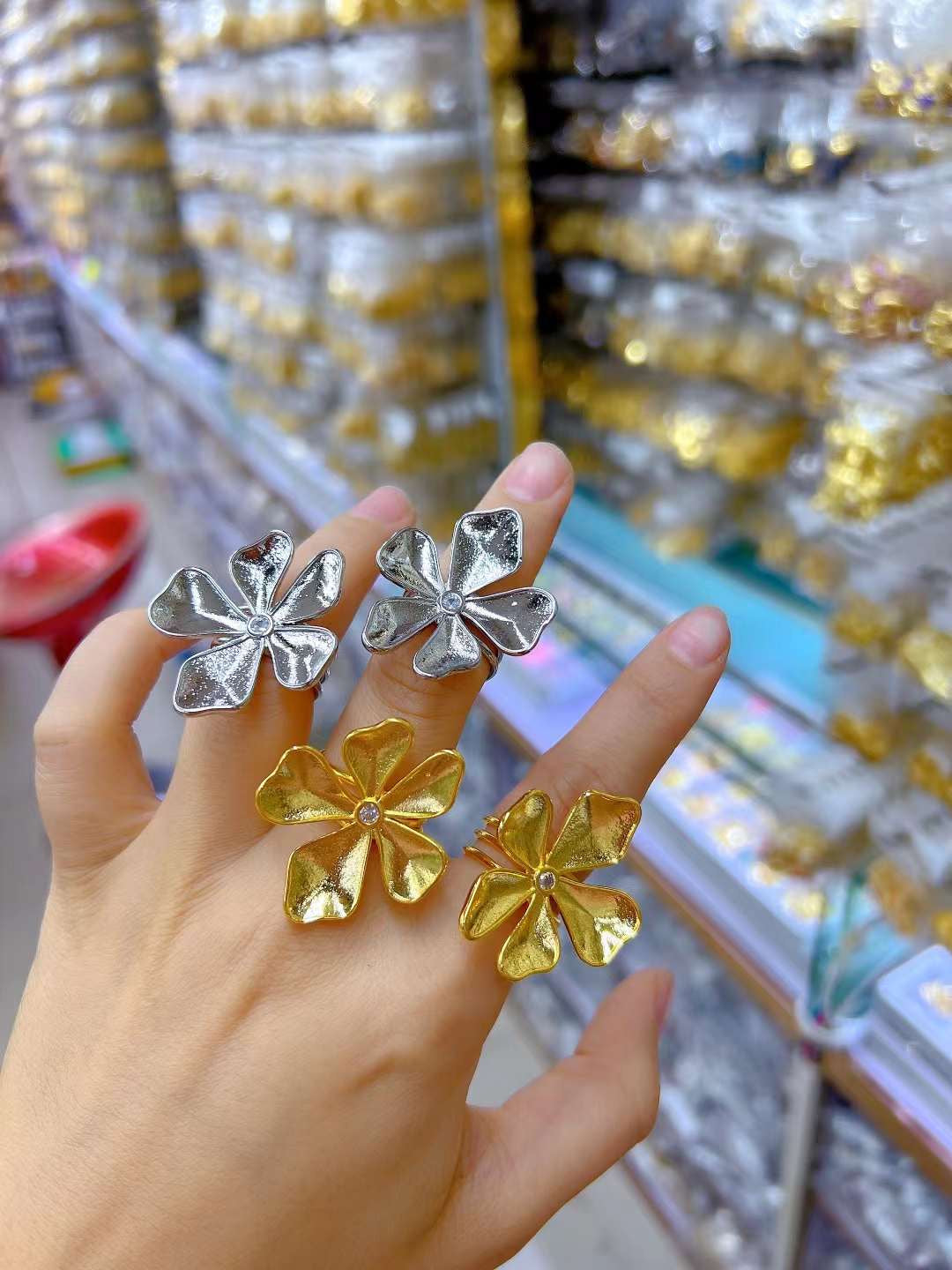 Flower Power Ring