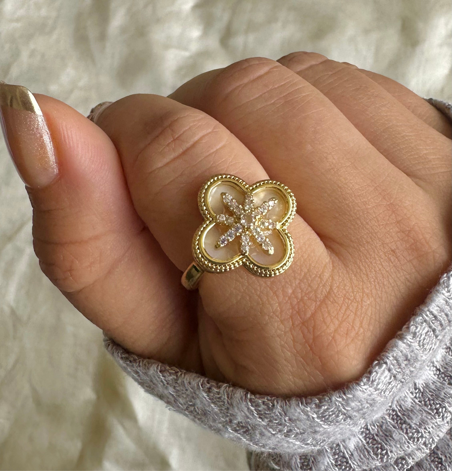 Big Clover Star Ring