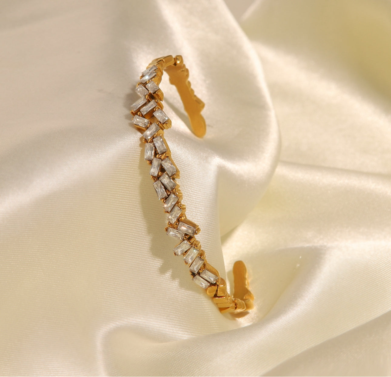 Thin Criss Cross Baguette Adjustable Kada Bracelet- Gold