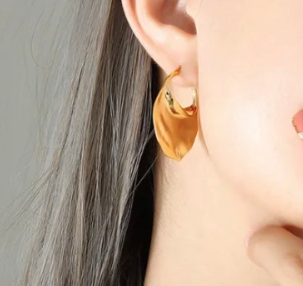 Flattened Hoops-2 Designs