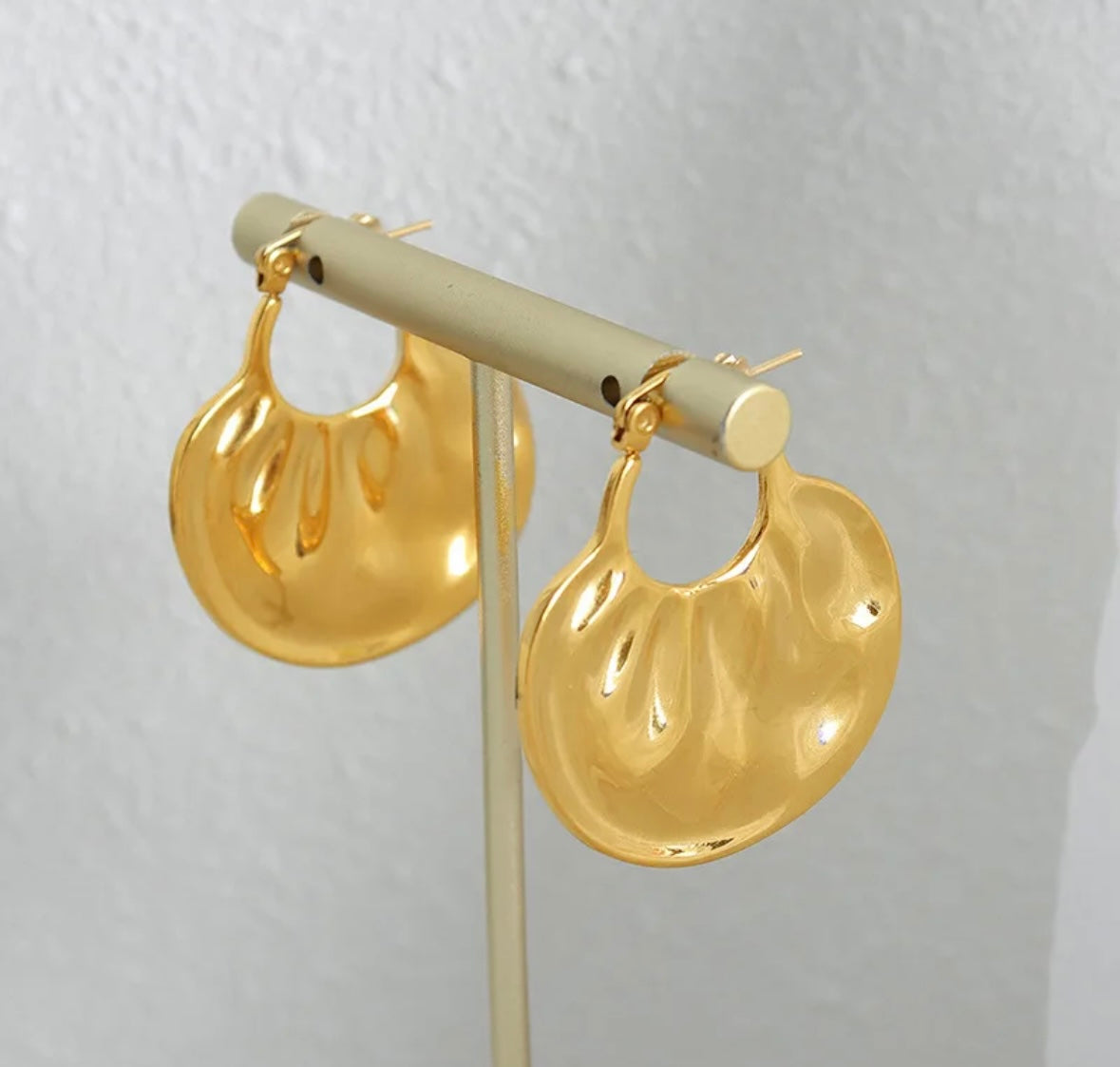 Flattened Hoops-2 Designs