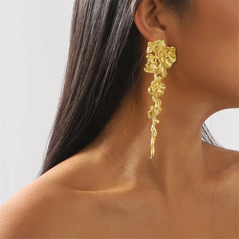 Floral Creeper Danglers- Matte Gold