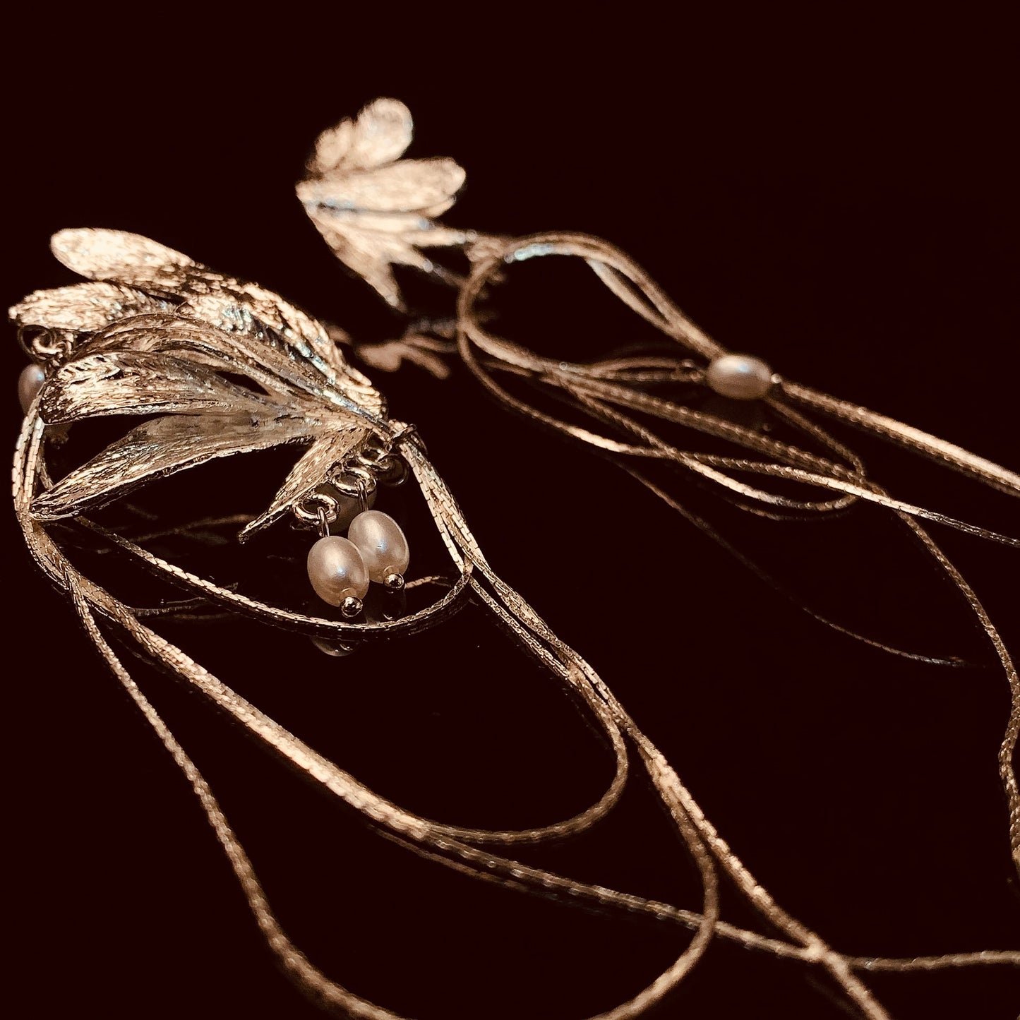 Pearl hanging Floral XL Earrings