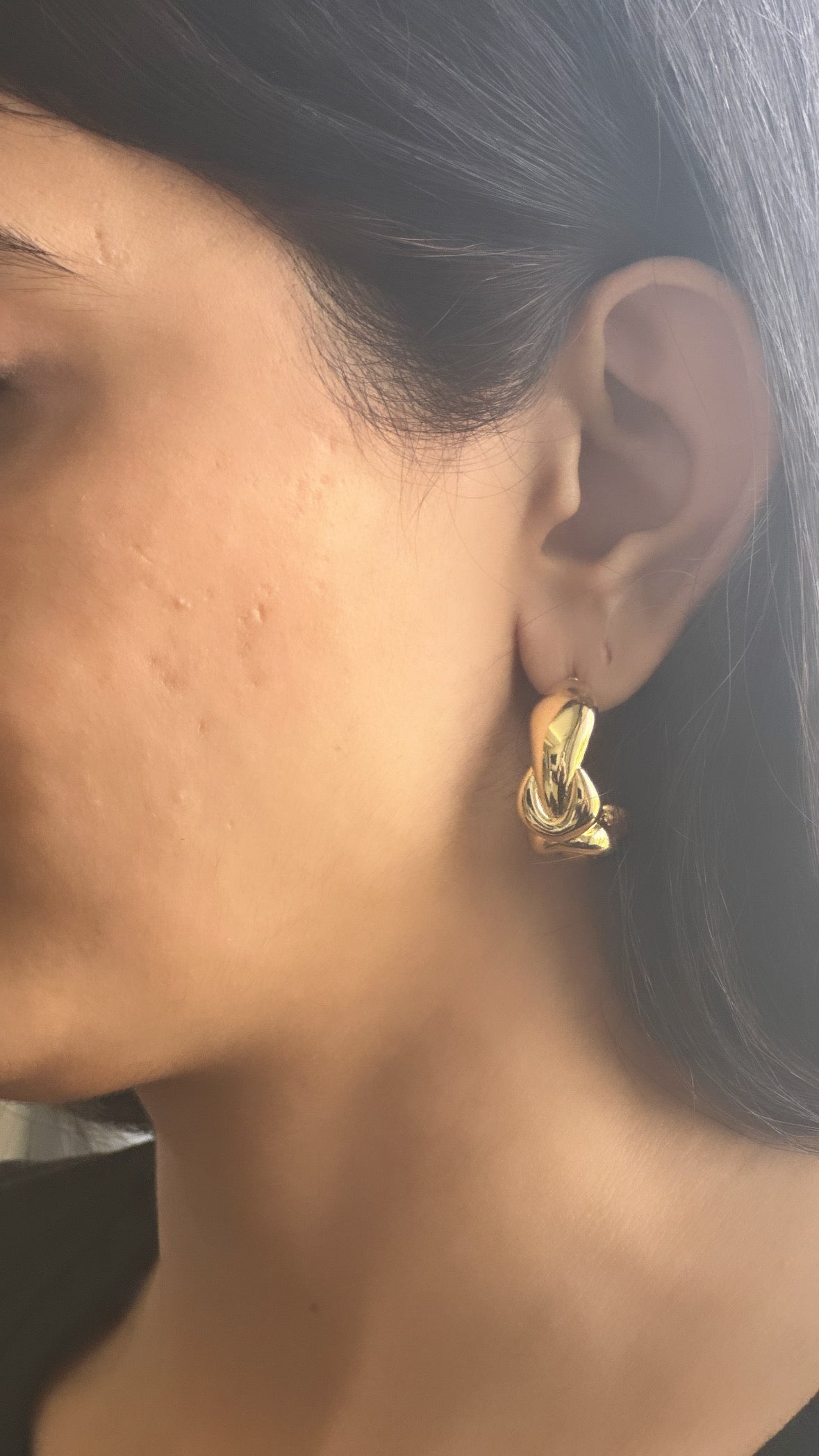 Solid Knot Hoop Earrings