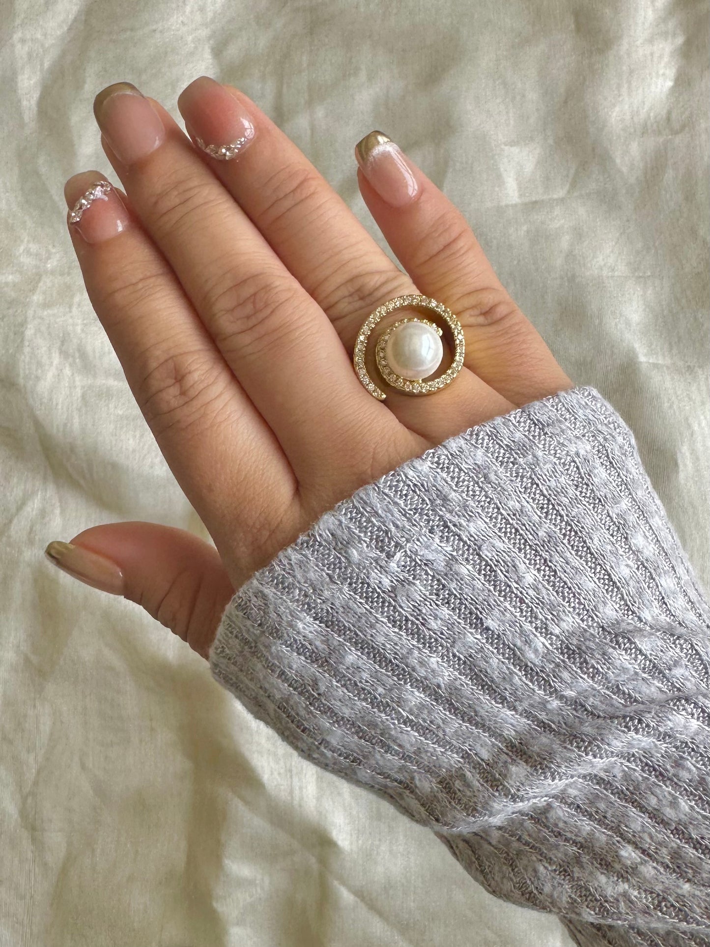 Round Pearl Ring