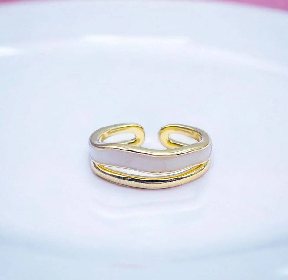 White Enamel Dbl Ring