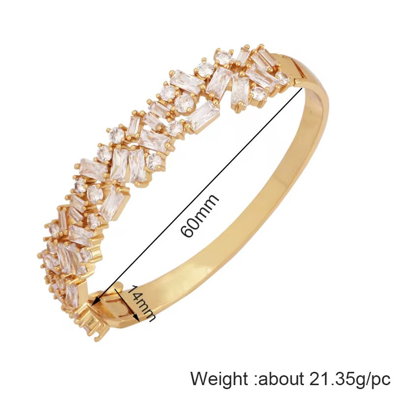 Thick Criss Cross Baguette Kada Bracelet- Gold