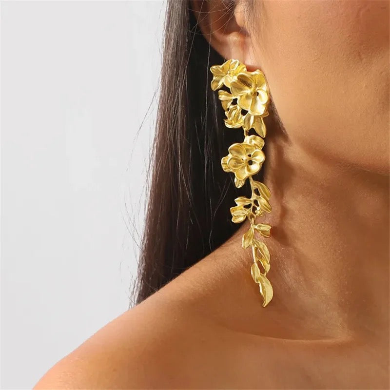Floral Creeper Danglers- Matte Gold
