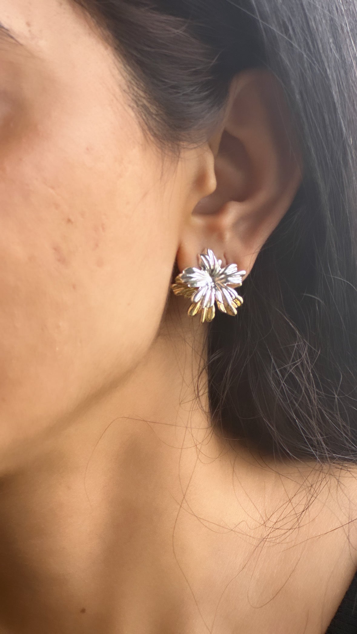 Dual Flower F&B 2in 1 Earrings