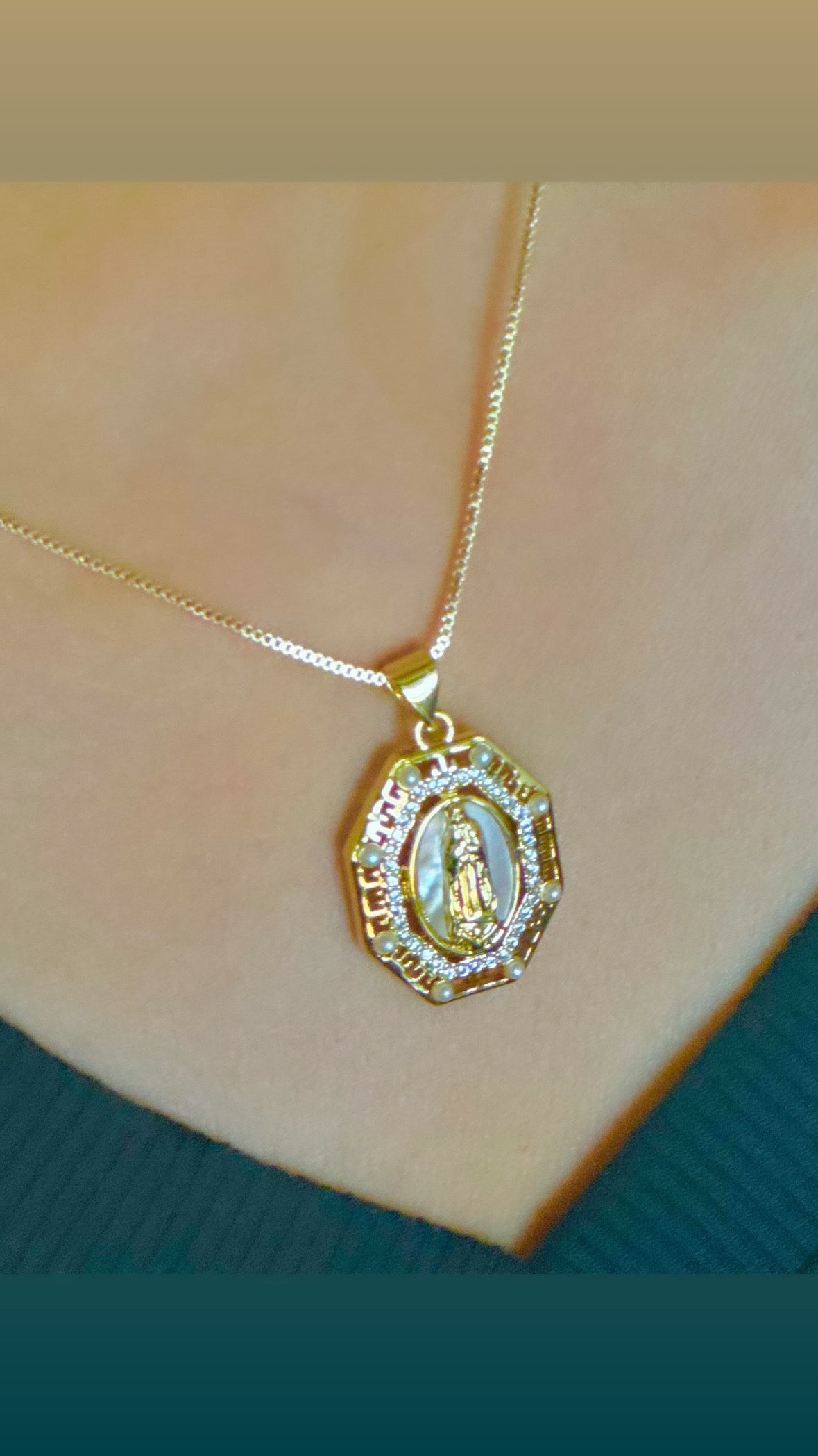 St. Martin Charm Necklaces in Thin Chain-3 Types
