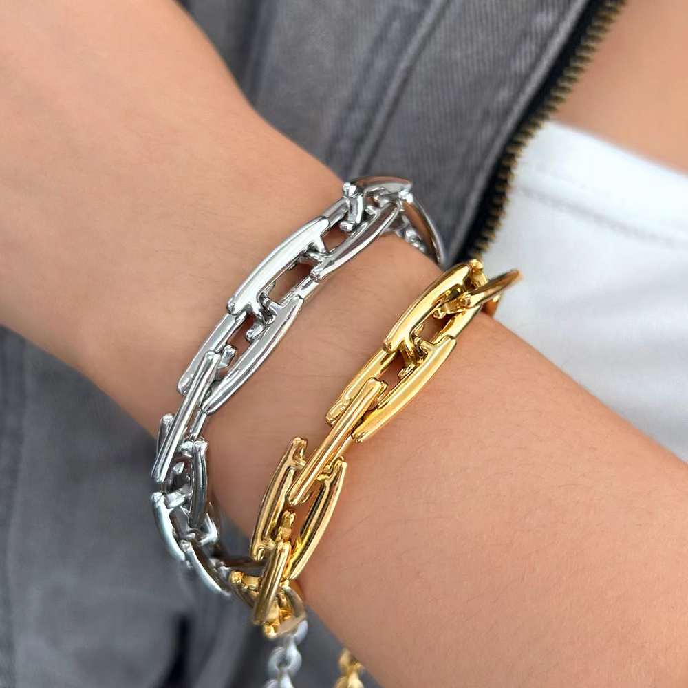 Chunky Mech Bracelet-Gold