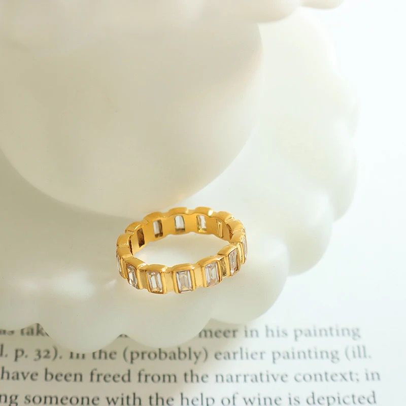 Crystal SS Band Ring