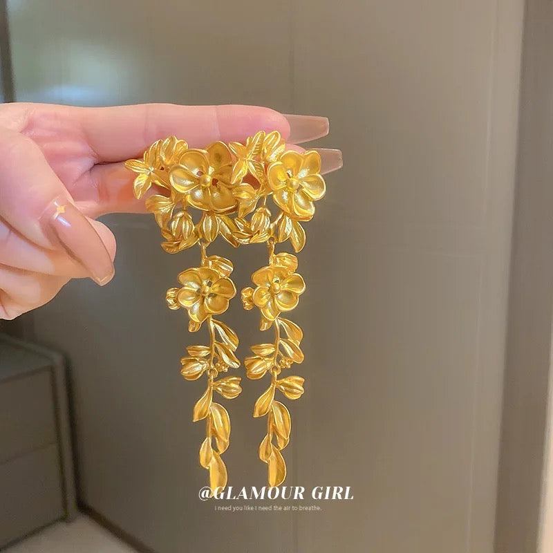 Floral Creeper Danglers- Matte Gold