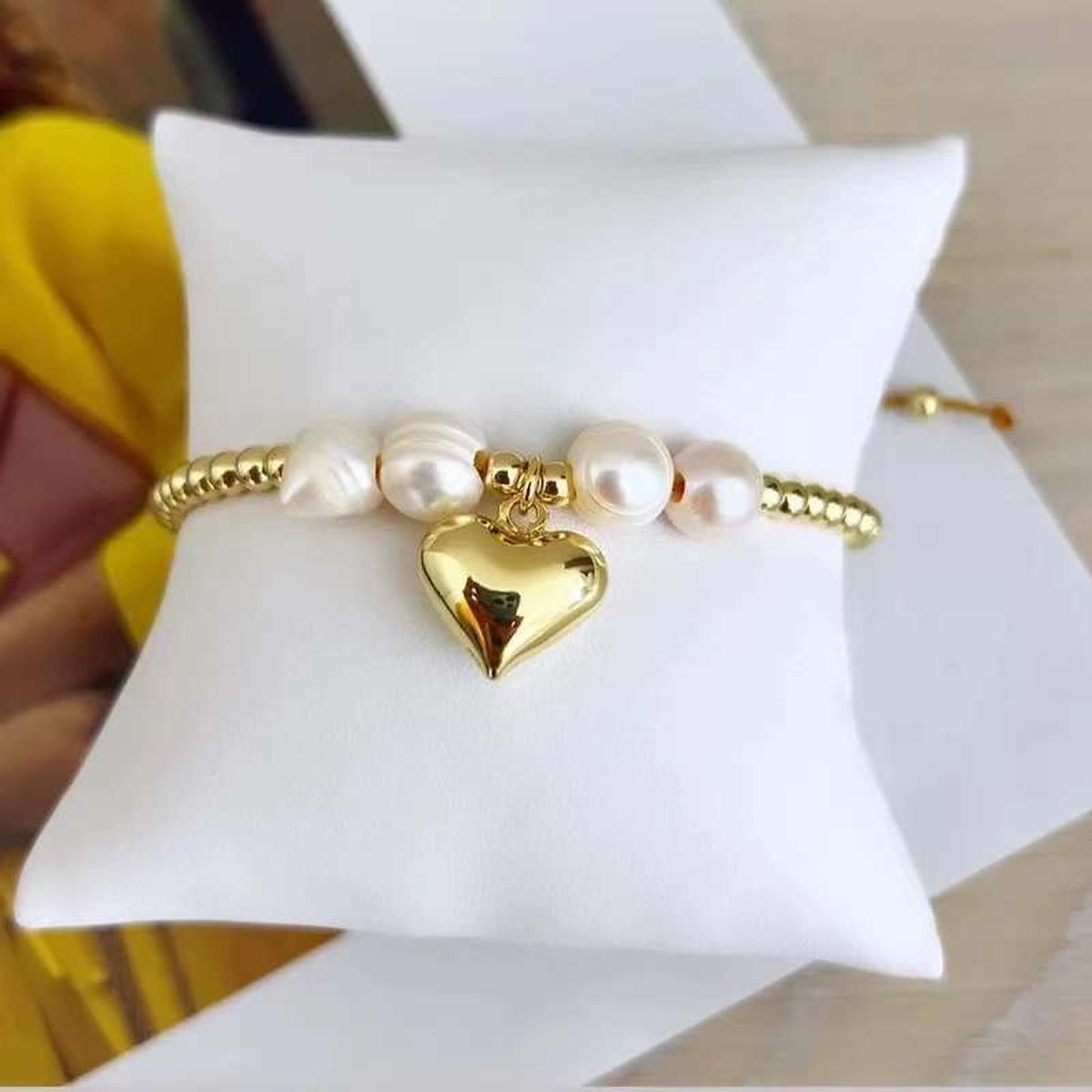 Heart Pearl Thread Adjustable Bracelet