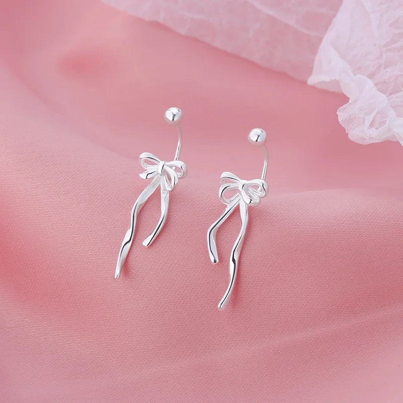 Petite Bow F&B Earrings