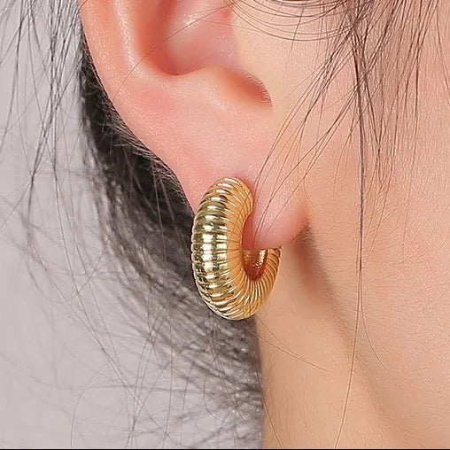 Chunky Round Hoops