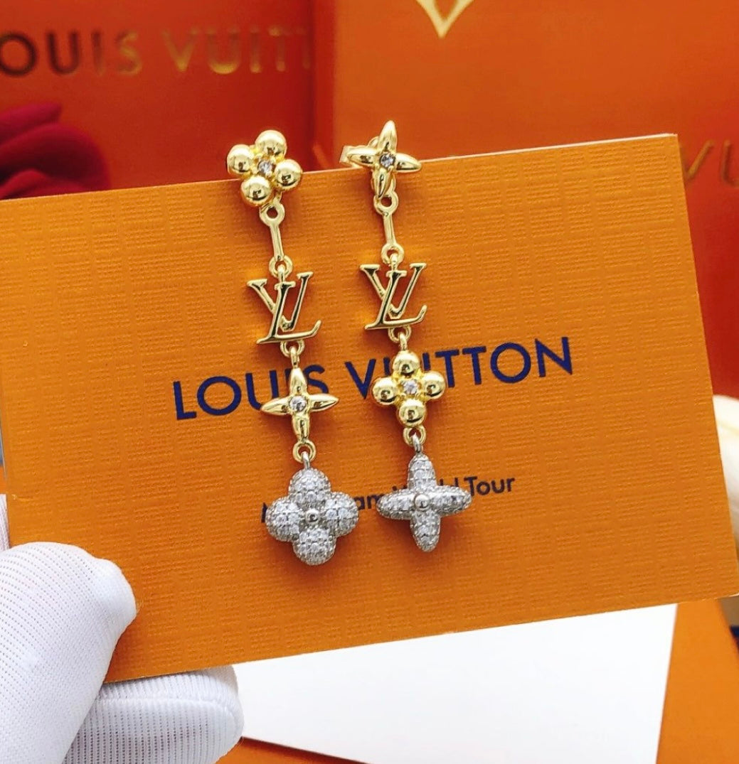 Clover Flower Dangler Earrings