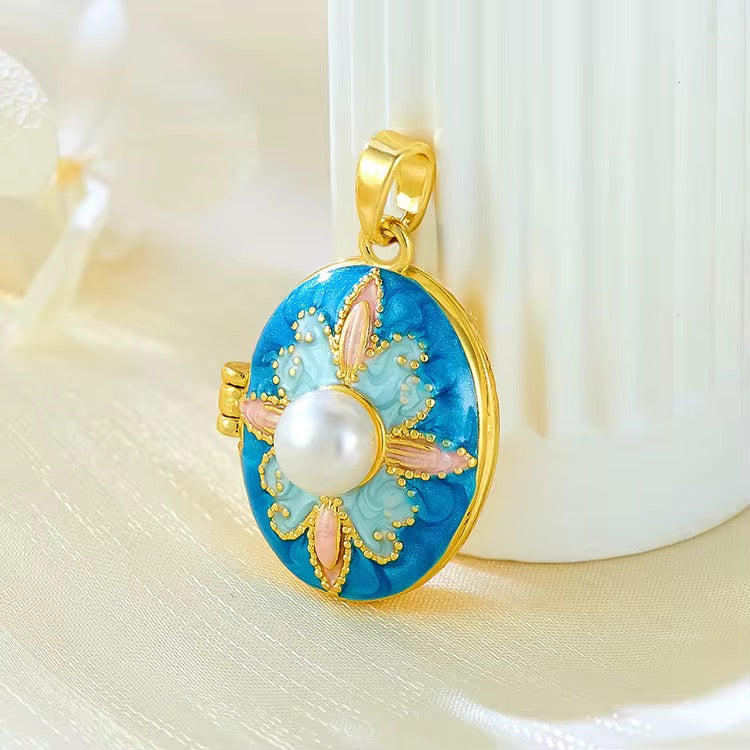 Openable Locket Necklace-3 Designs