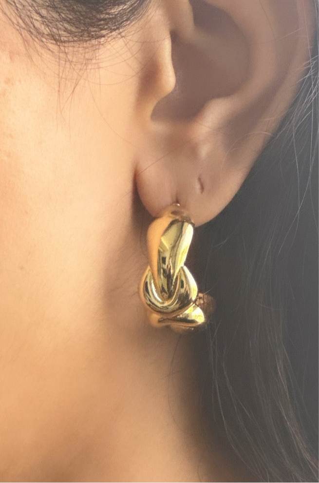 Solid Knot Hoop Earrings