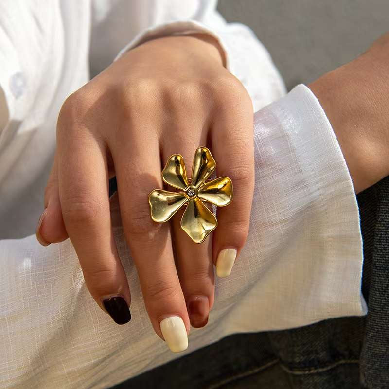 Flower Power Ring