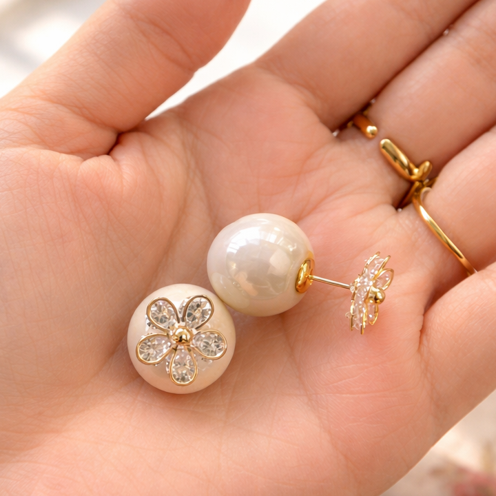 Sandwich Pearl 2 Way Studs-2 Options