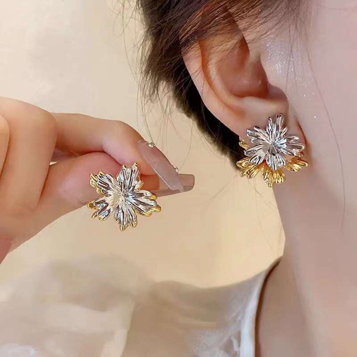 Dual Flower F&B 2in 1 Earrings