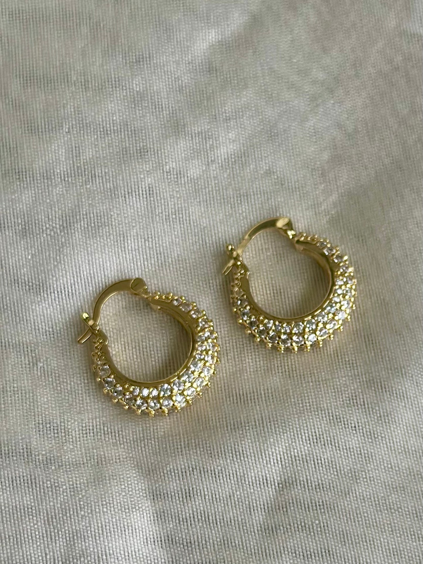 Studded Round Bali Earrings