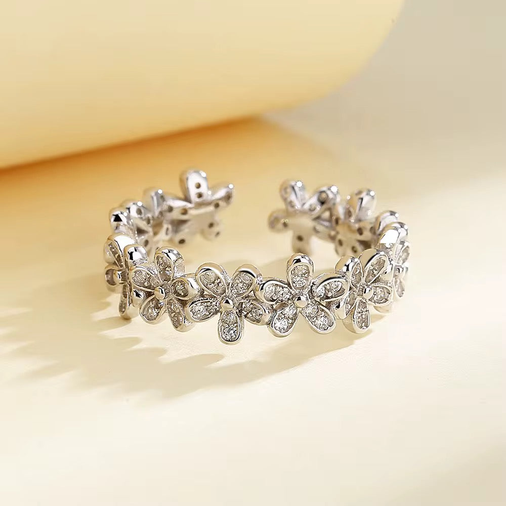 Floral Wreath Ring-Gold and Silver