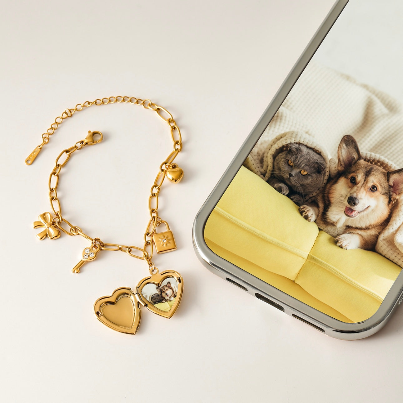Openable Heart Charm Bracelets-2 Designs
