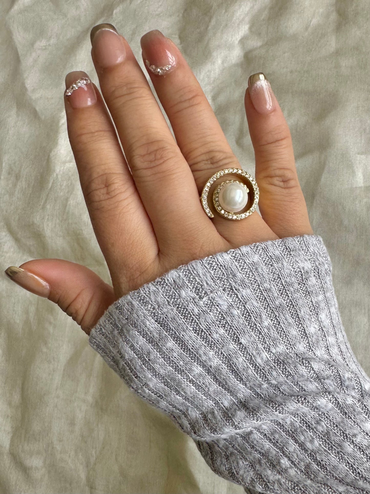 Round Pearl Ring