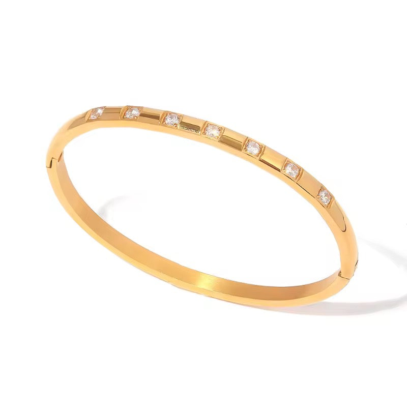 Dotted Bracelet