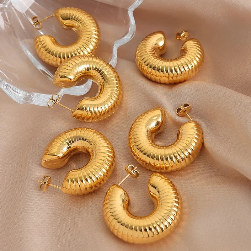 Chunky Round Hoops