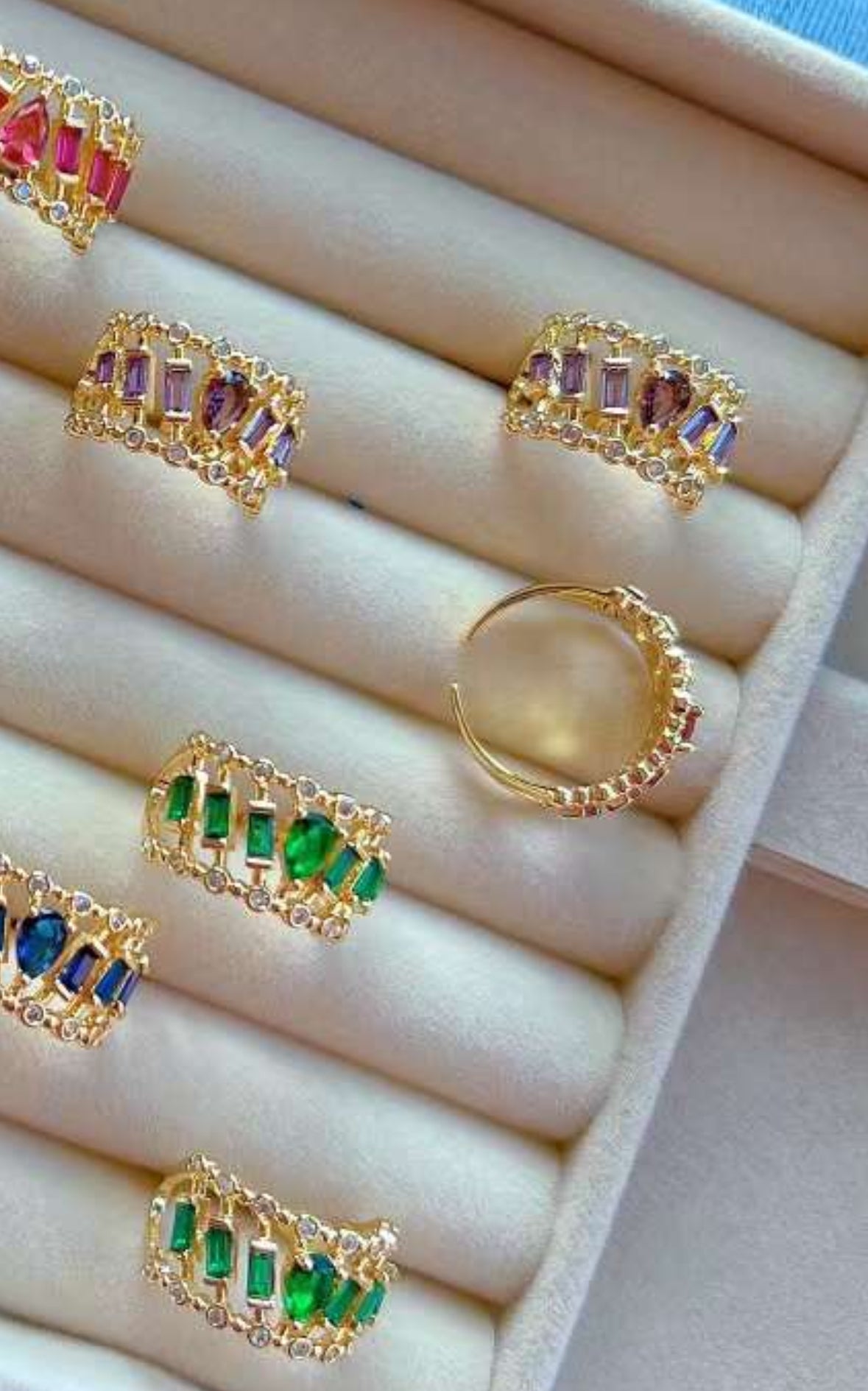 Royal Baguette Band Rings