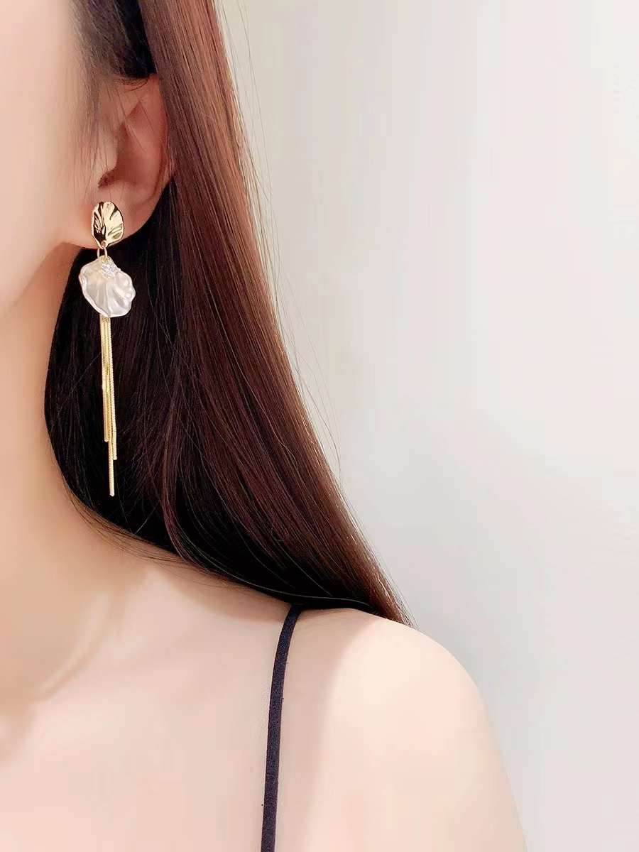 Asymmetrical Pearl Drop Earrings