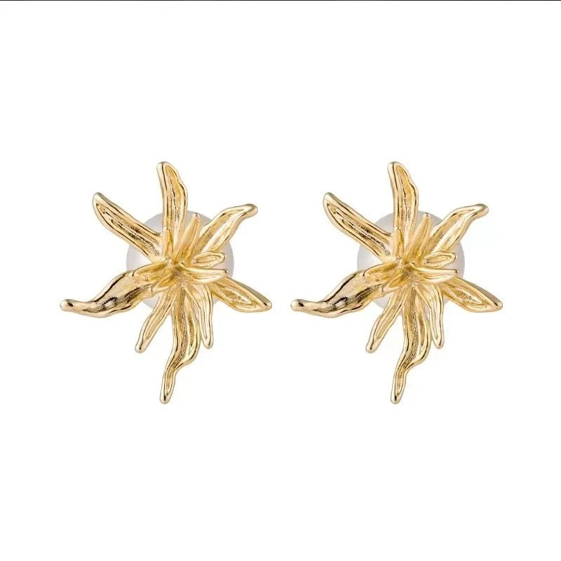 Wild Lily Pearl Sandwich  Earrings