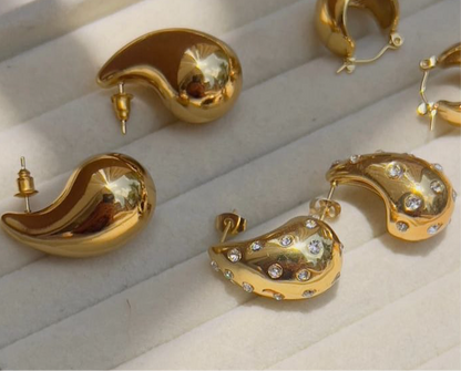 Viral Drop Earrings