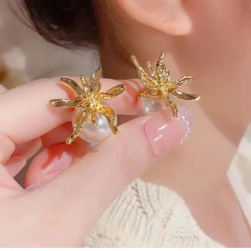 Wild Lily Pearl Sandwich  Earrings