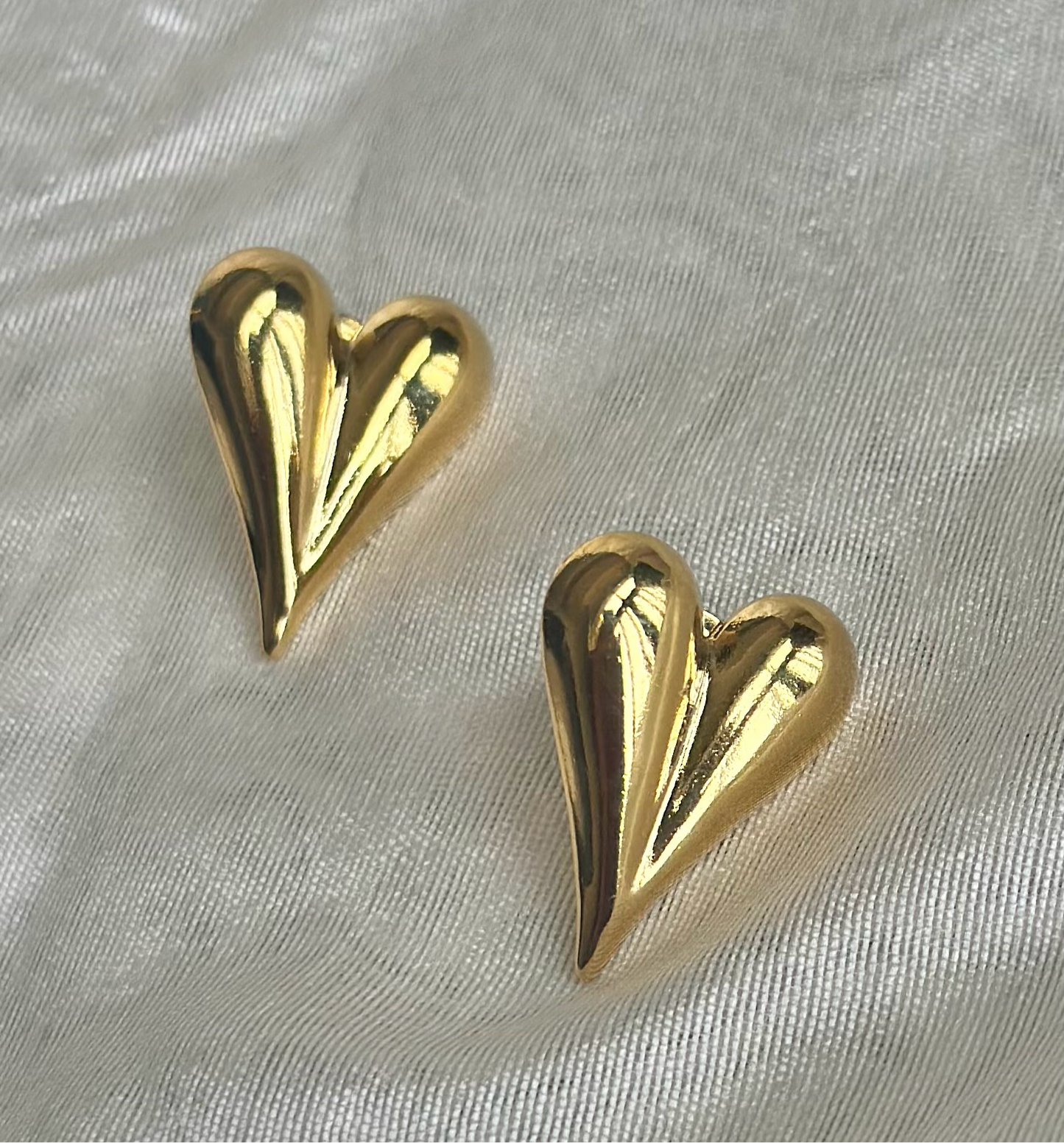 Medium SS Gold Heart Studs