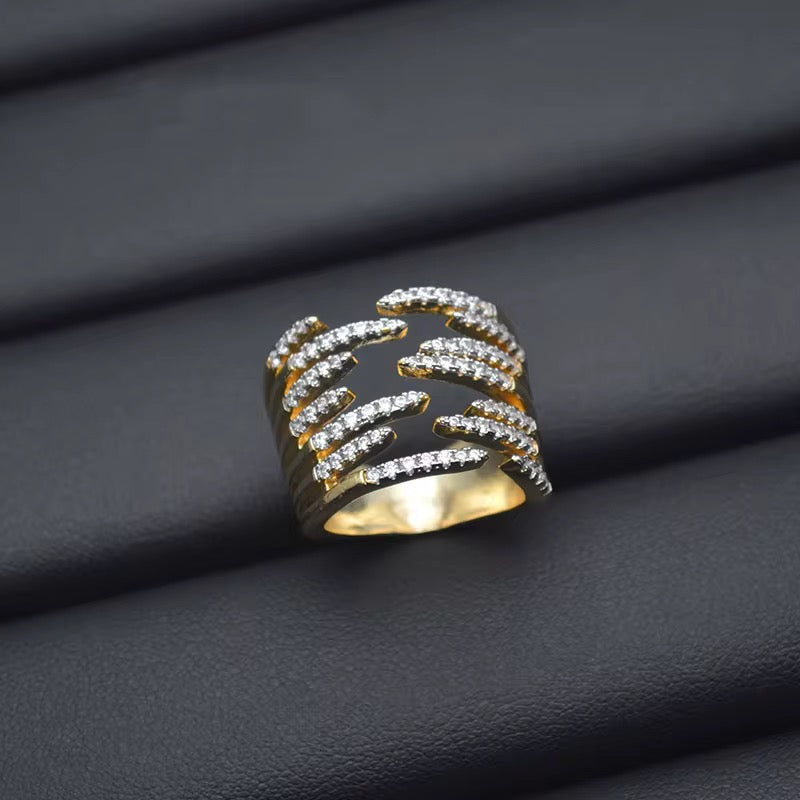 Diamond Claw Cocktail Ring-Gold