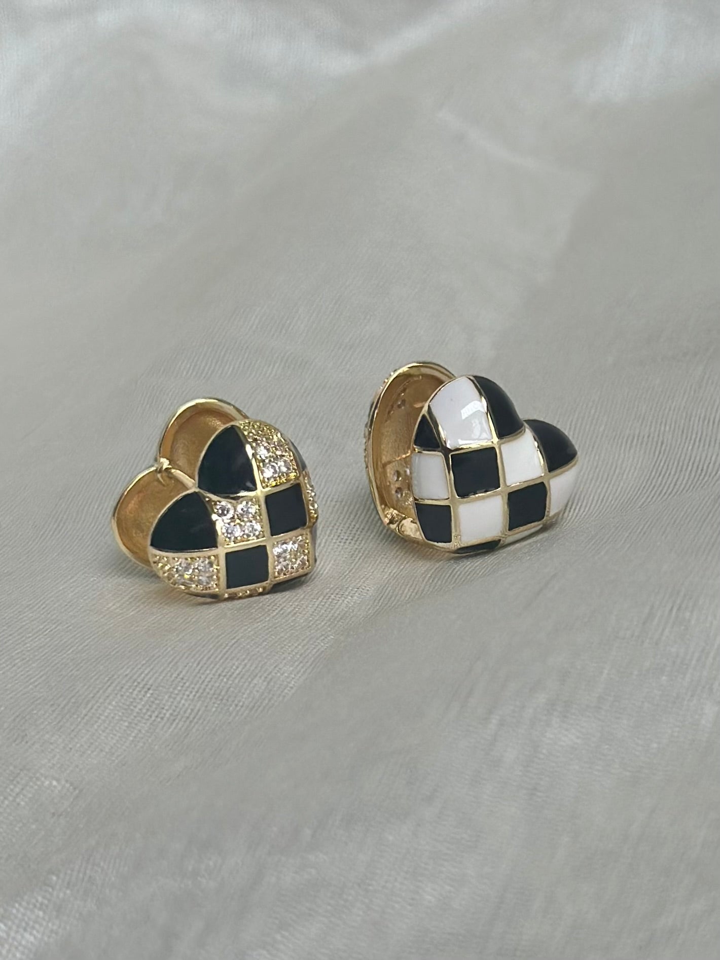Reversible B&W Heart Stud Earrings