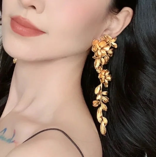 Floral Creeper Danglers- Matte Gold