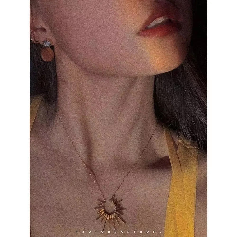 Sun Rays SS Necklace
