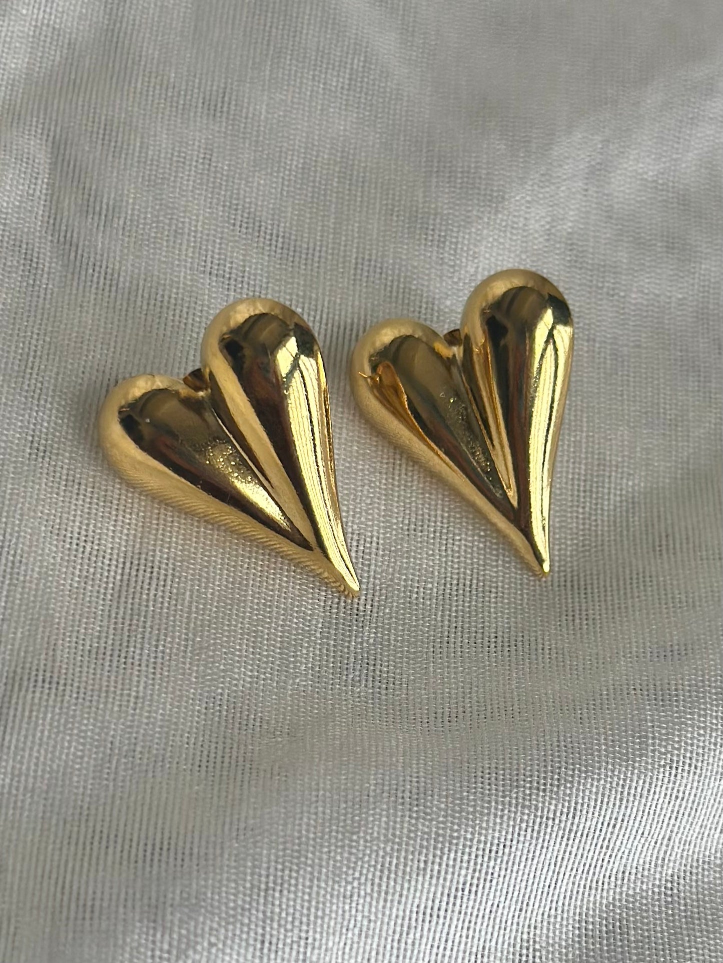 Medium SS Gold Heart Studs