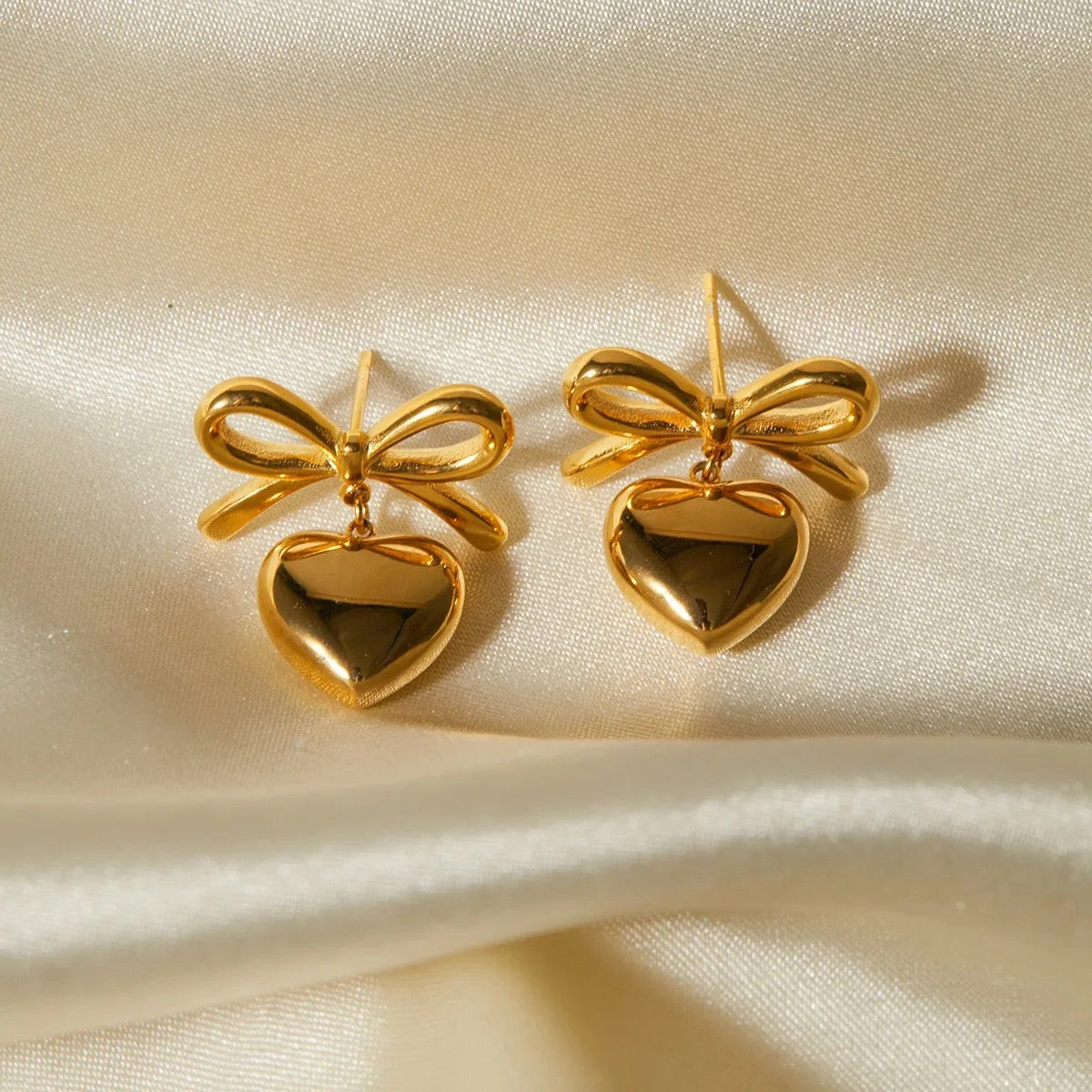 Heart Bow Mini Earrings-Gold