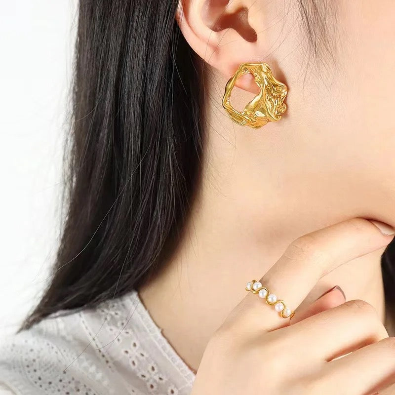 Uneven Circular Earrings
